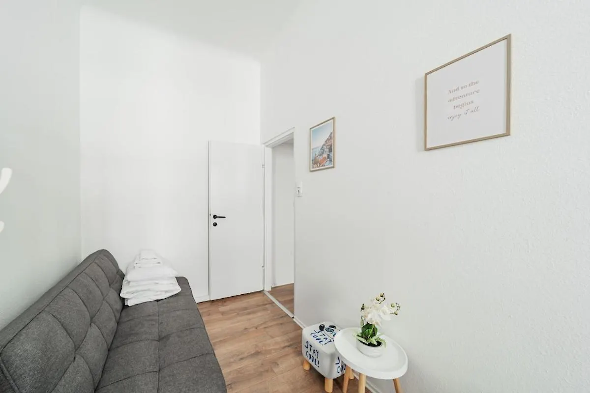 70 M2 Long-Term Central Westbahnhof Apartment Vienna 0*,  Austria